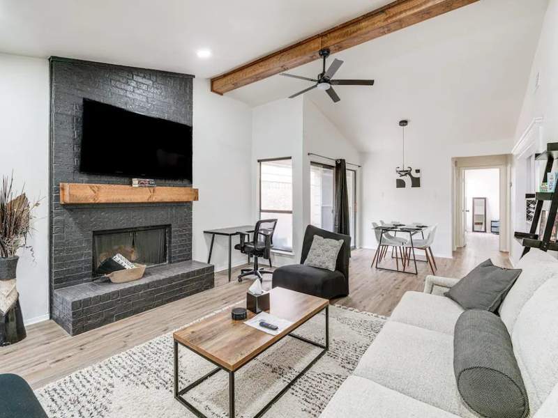 Newly Updated Cozy Home